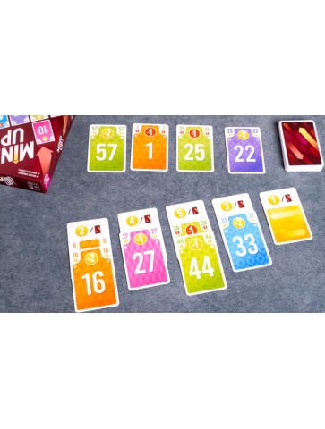 Mind Up juego de cartas de estrategia y predicción Tranjis Games