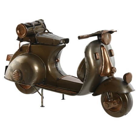Replica de Moto Vespa en metal plateado Medidas.-28 X 11 X 17cm